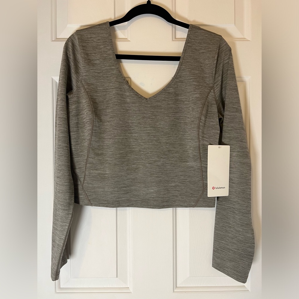Lululemon NWT align long sleeve top 12 Gray